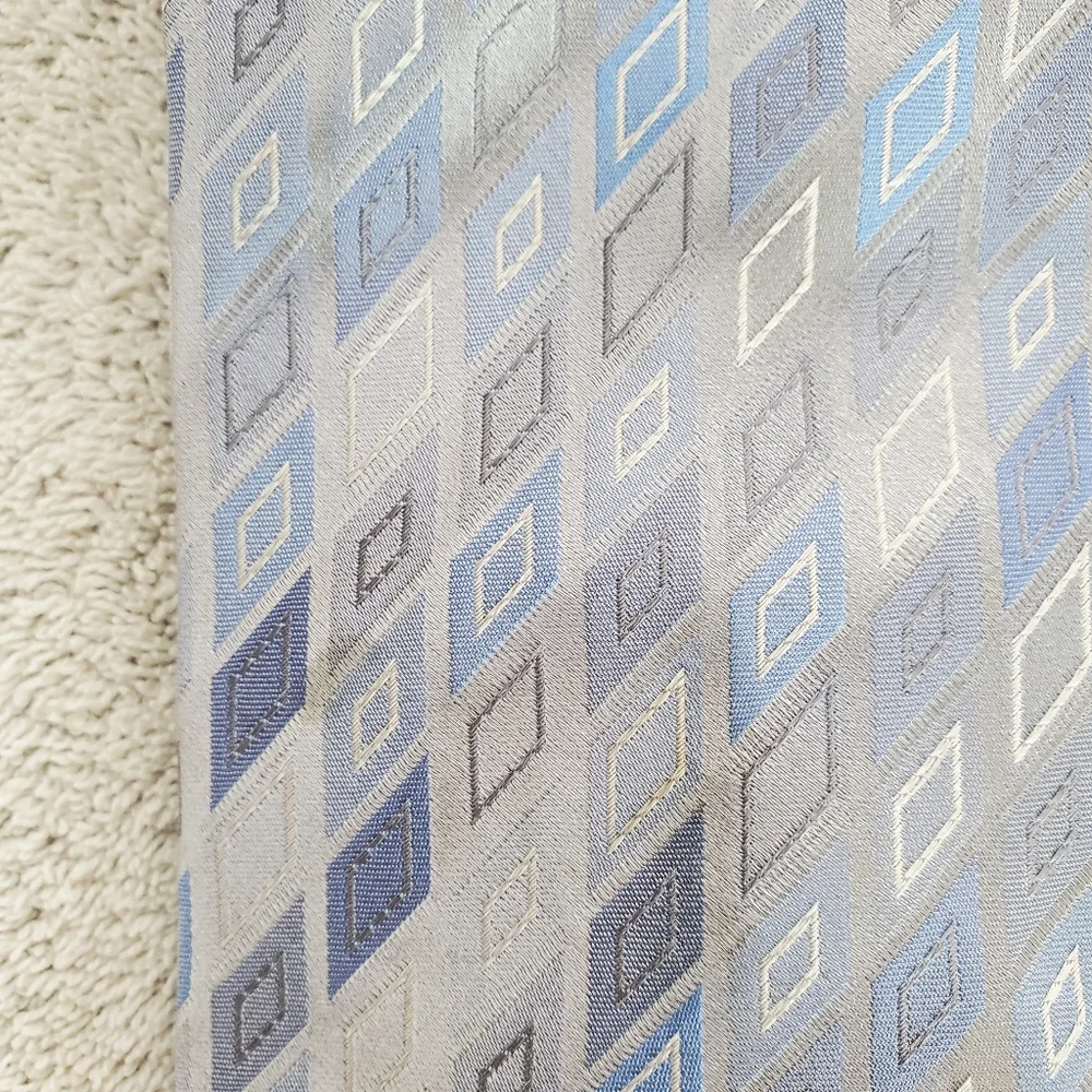 Tie - Picture 2 of 3
